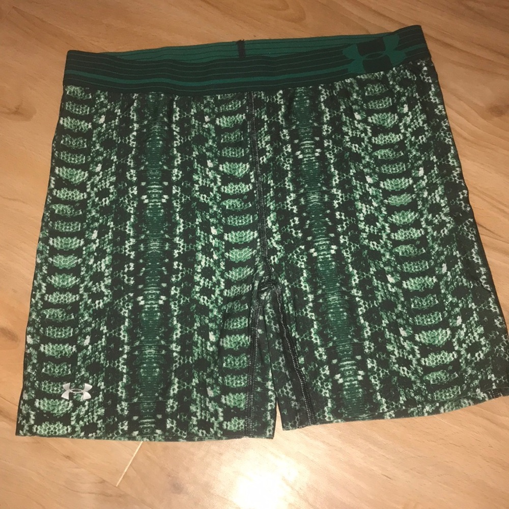 Under armour spandex shorts